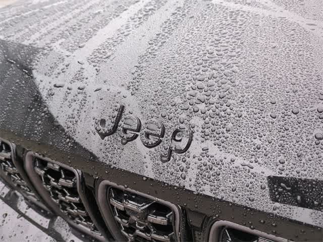 Thumbnail: 2025 Jeep Grand Cherokee - 12