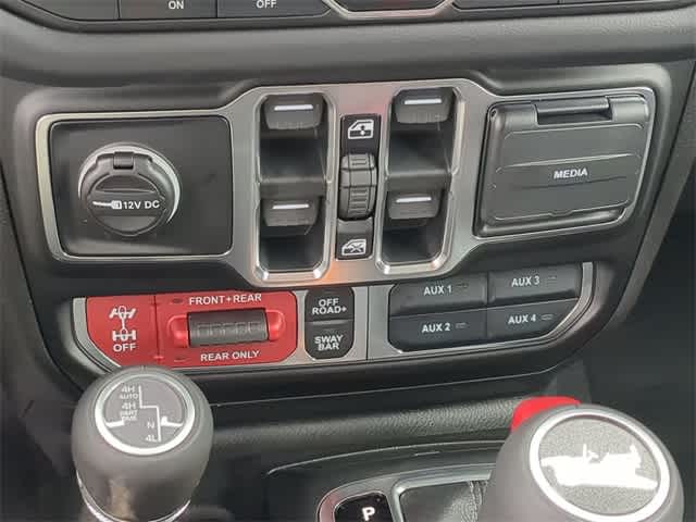 Thumbnail: 2026 Jeep Wrangler - 30