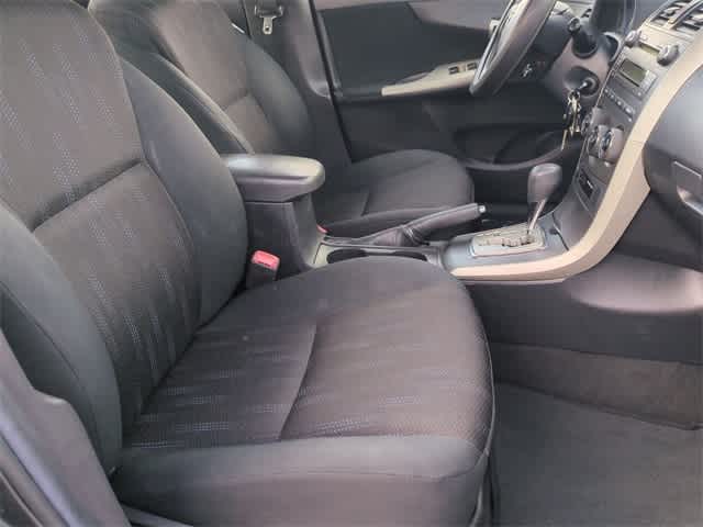 Thumbnail: 2011 Toyota Corolla - 21