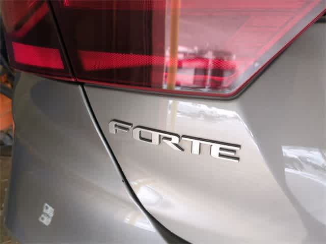 Thumbnail: 2023 Kia Forte - 13