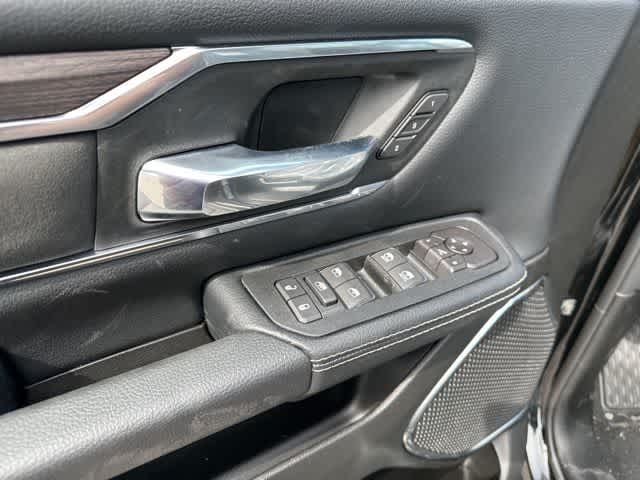 Thumbnail: 2026 RAM 1500 - 8