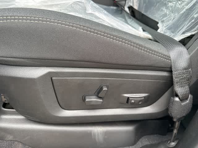 Thumbnail: 2026 RAM 2500 - 9