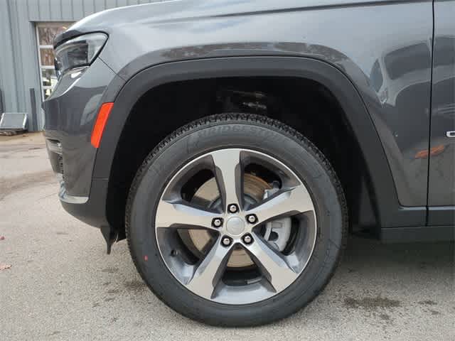 Thumbnail: 2025 Jeep Grand Cherokee L - 14