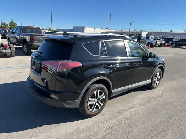 Thumbnail: 2016 Toyota RAV4 - 17