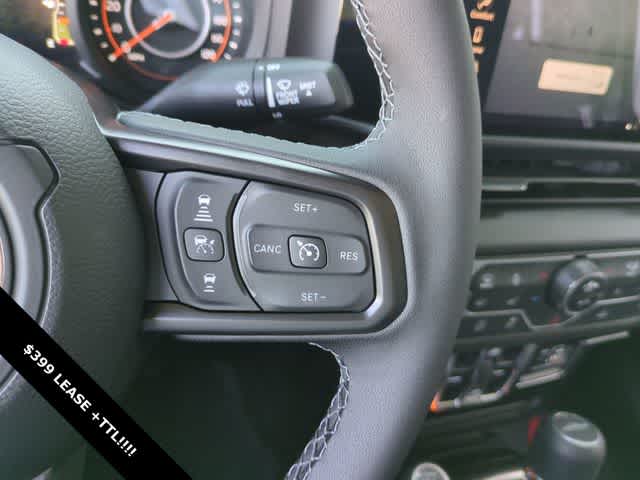 Thumbnail: 2025 Jeep Gladiator - 24