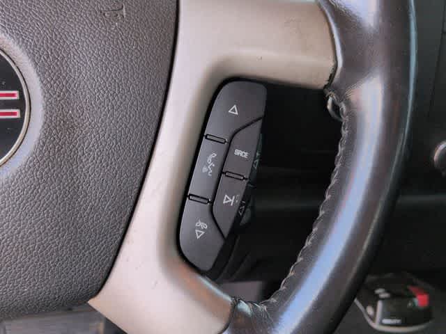 Thumbnail: 2011 GMC Sierra 1500 - 24