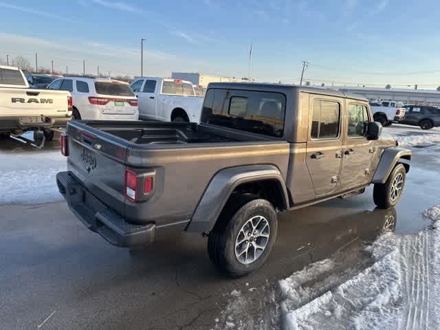 Thumbnail: 2026 Jeep Gladiator - 9