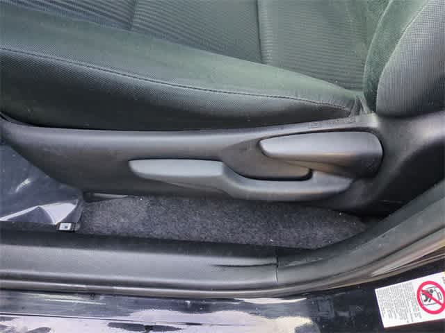 Thumbnail: 2016 Toyota RAV4 - 18