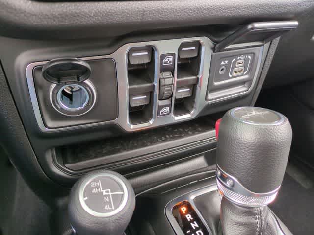 Thumbnail: 2025 Jeep Gladiator - 31