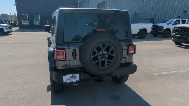 Thumbnail: 2026 Jeep Wrangler - 7