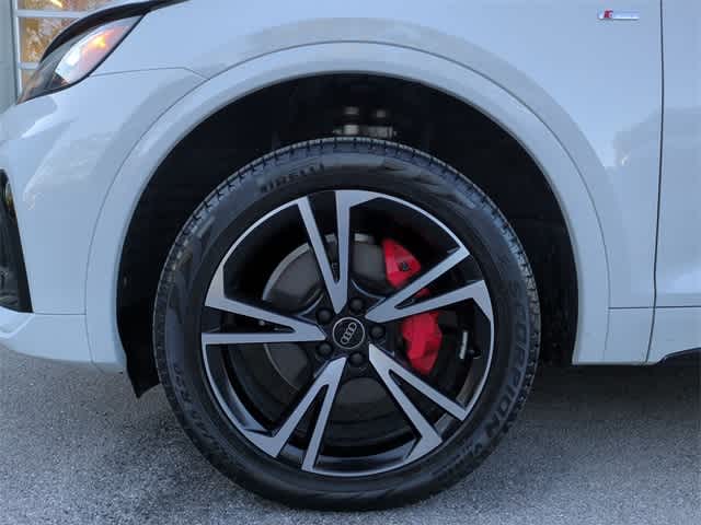 Thumbnail: 2025 Audi Q5 - 14