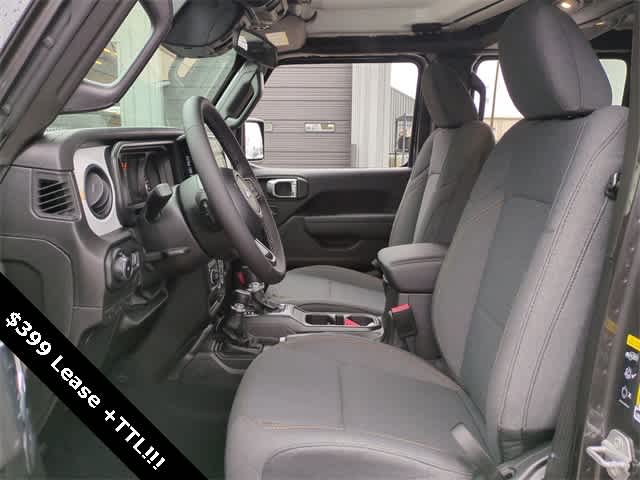 Thumbnail: 2026 Jeep Wrangler - 16