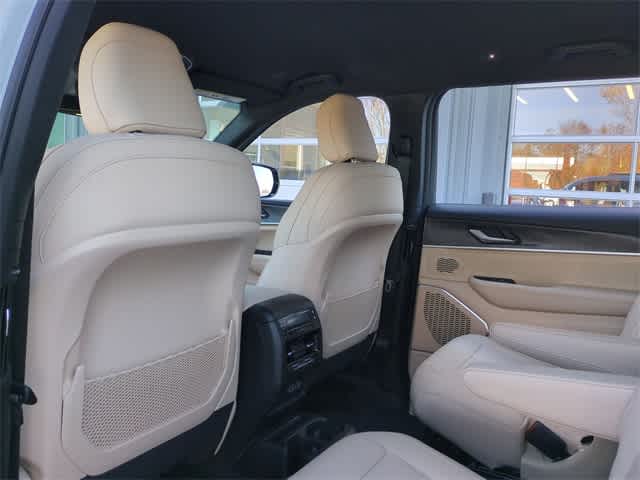 Thumbnail: 2025 Jeep Grand Cherokee L - 19