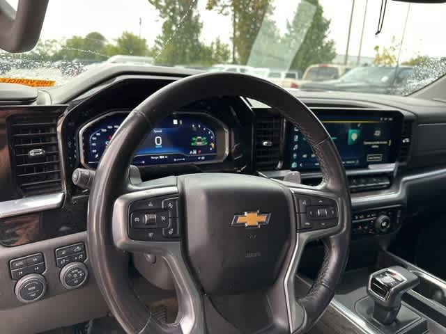 Thumbnail: 2022 Chevrolet Silverado 1500 - 3