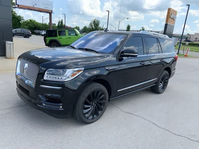Thumbnail: 2020 Lincoln Navigator - 17