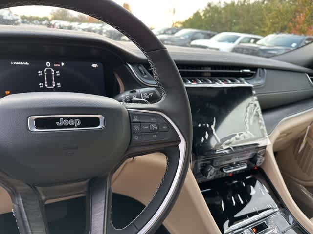 Thumbnail: 2025 Jeep Grand Cherokee L - 3