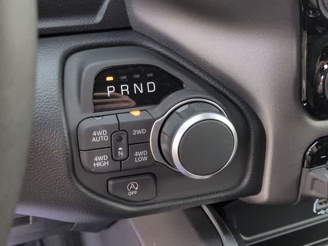 Thumbnail: 2026 RAM 1500 - 32