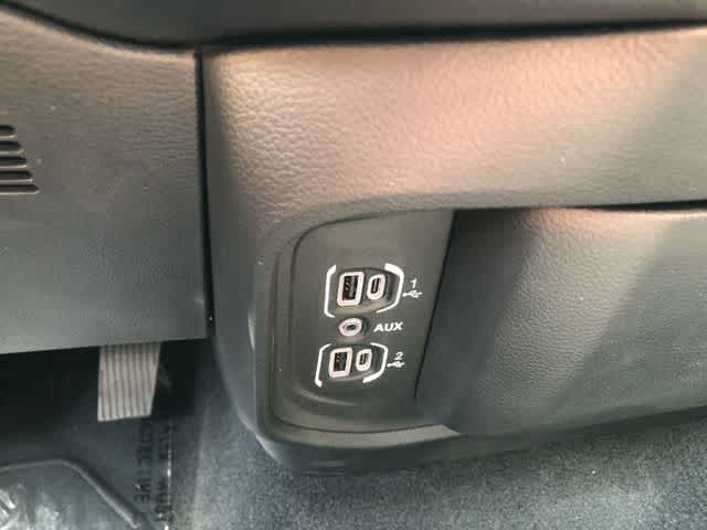 Thumbnail: 2026 RAM 1500 - 30