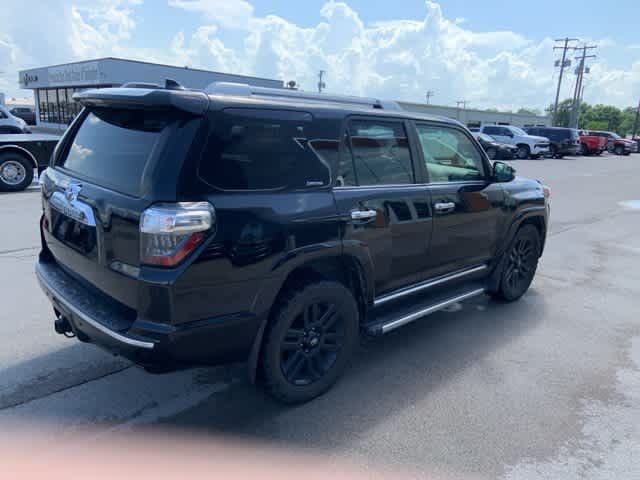 Thumbnail: 2016 Toyota 4Runner - 23