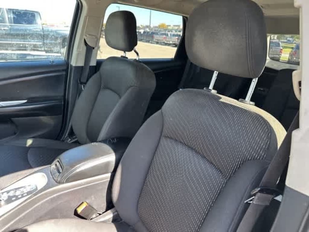 Used 2017 Dodge Journey SE SUV