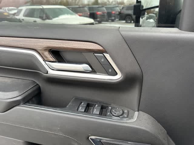 Thumbnail: 2024 Chevrolet Silverado 2500 - 16