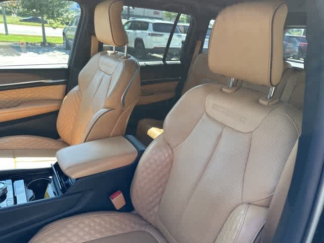 Thumbnail: 2022 Jeep Grand Cherokee - 4