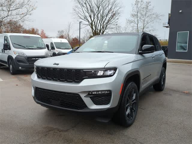 Thumbnail: 2025 Jeep Grand Cherokee - 11