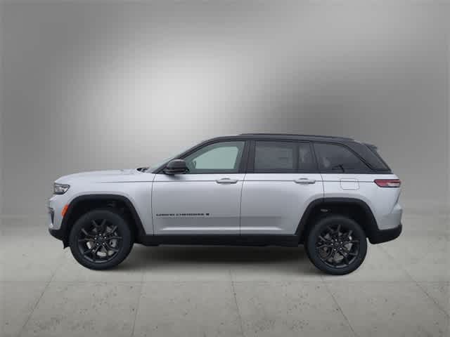 Thumbnail: 2025 Jeep Grand Cherokee - 5