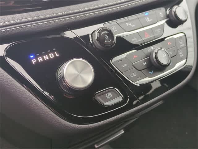 Thumbnail: 2026 Chrysler Pacifica - 32