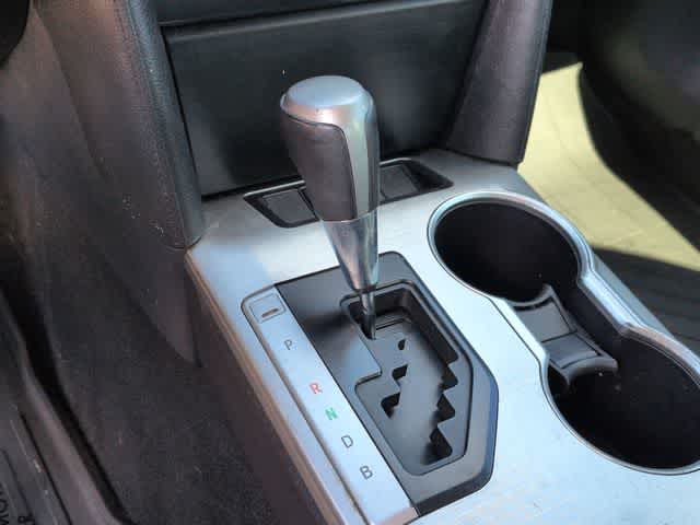 Thumbnail: 2014 Toyota Camry - 32