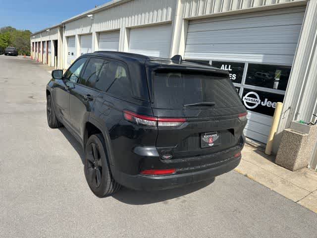 Thumbnail: 2023 Jeep Grand Cherokee - 18