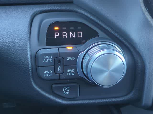 Thumbnail: 2026 RAM 1500 - 32