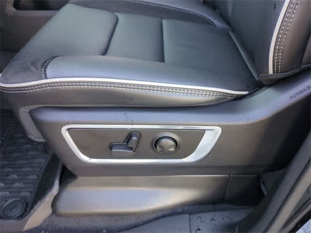 Thumbnail: 2026 RAM 1500 - 18