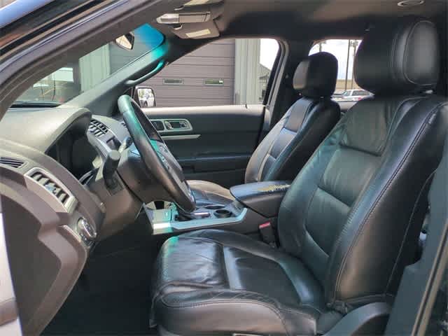 Thumbnail: 2014 Ford Explorer - 17