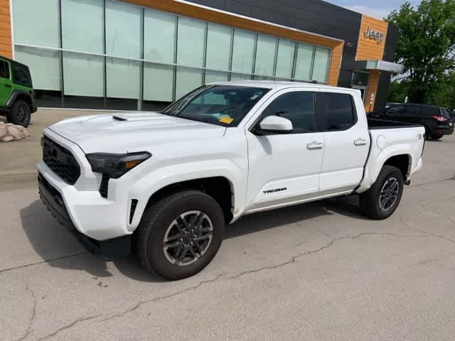 Thumbnail: 2025 Toyota Tacoma - 14