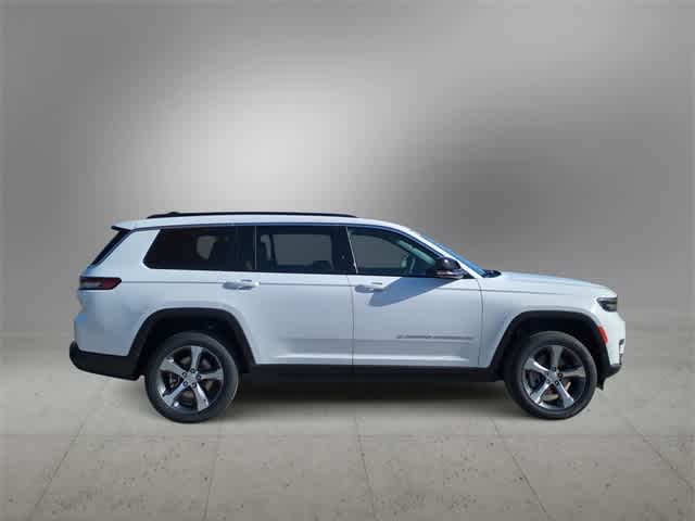 Thumbnail: 2025 Jeep Grand Cherokee L - 9