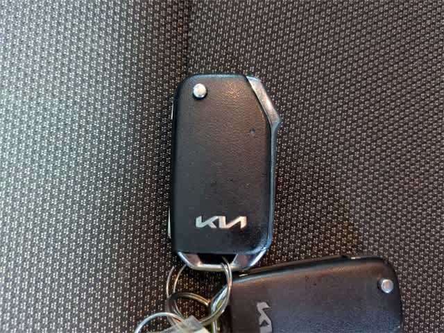 Thumbnail: 2023 Kia Forte - 36