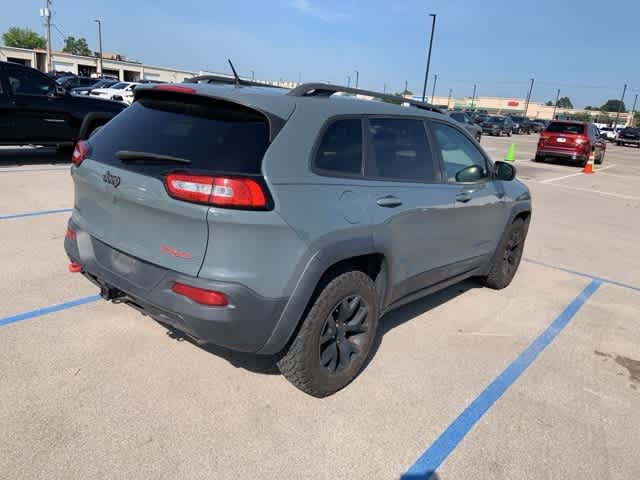 Thumbnail: 2015 Jeep Cherokee - 18