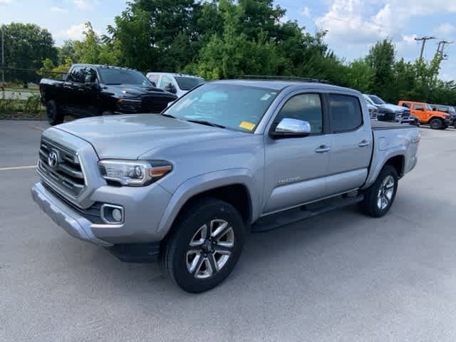 Thumbnail: 2017 Toyota Tacoma - 13