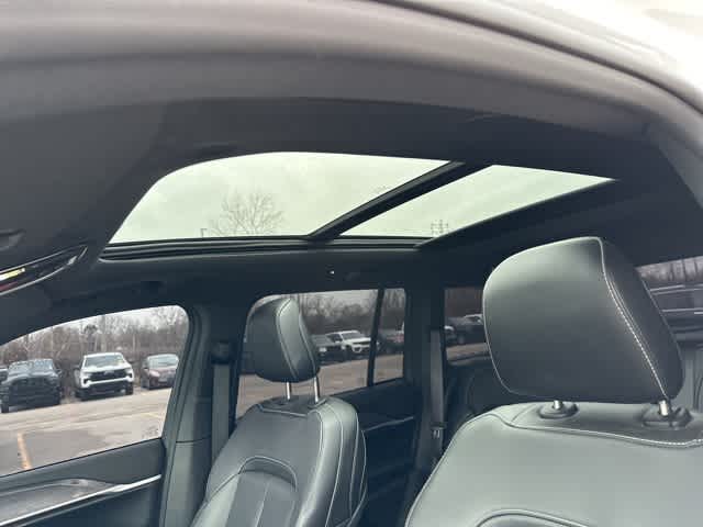 Thumbnail: 2025 Jeep Grand Cherokee - 15