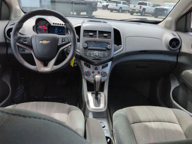 Thumbnail: 2014 Chevrolet Sonic - 15