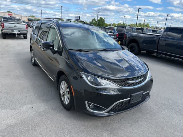Thumbnail: 2019 Chrysler Pacifica - 25