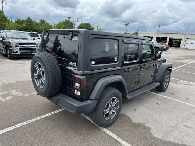 Thumbnail: 2022 Jeep Wrangler - 15