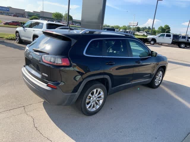 Thumbnail: 2019 Jeep Cherokee - 22