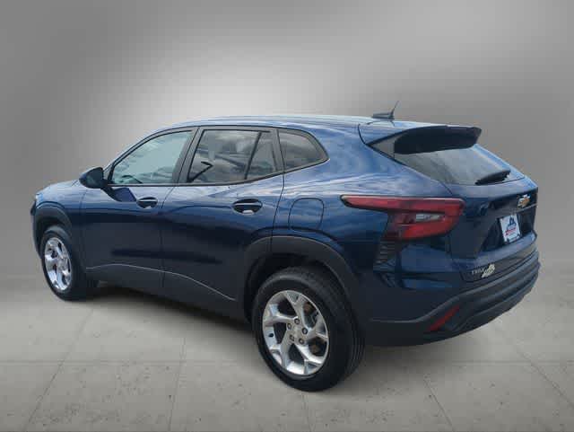 Thumbnail: 2024 Chevrolet Trax - 6
