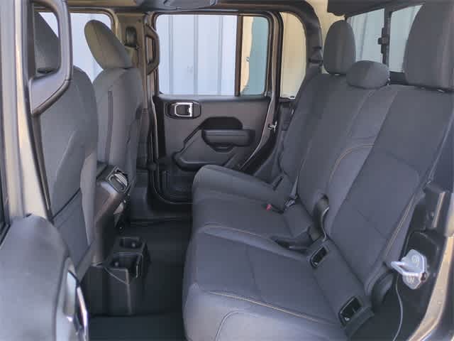 Thumbnail: 2025 Jeep Gladiator - 19