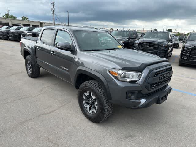 Thumbnail: 2017 Toyota Tacoma - 22