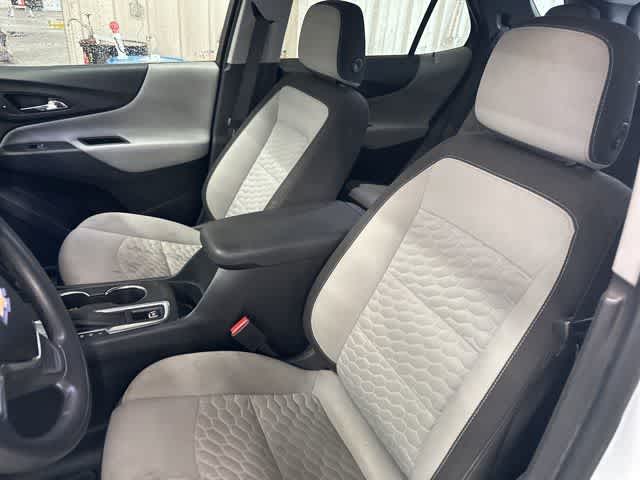 Thumbnail: 2020 Chevrolet Equinox - 4