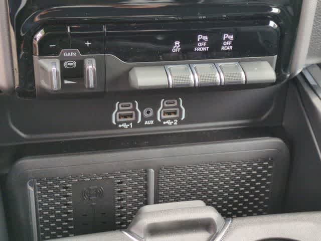 Thumbnail: 2026 RAM 1500 - 32
