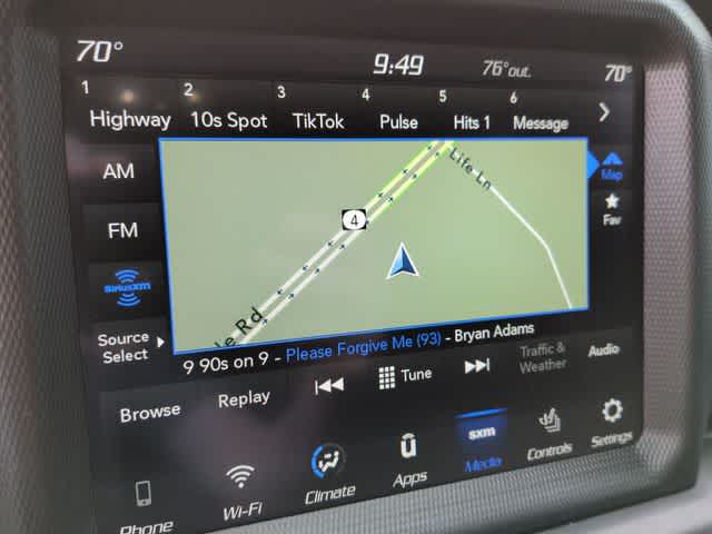 Thumbnail: 2022 Jeep Wrangler - 28